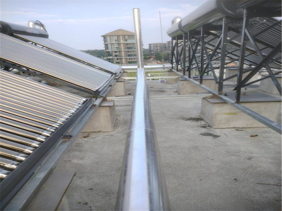 太阳能热水管橡塑管施工